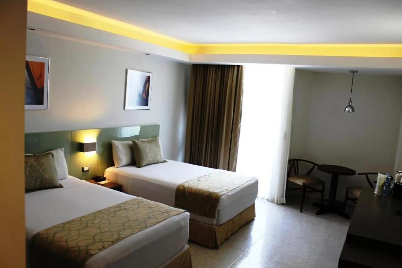 Hotel El Conquistador Del Paseo De Montejo Мерида