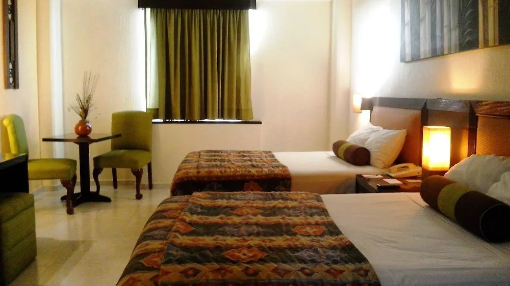 Hotel El Conquistador Del Paseo De Montejo Мерида Мексика